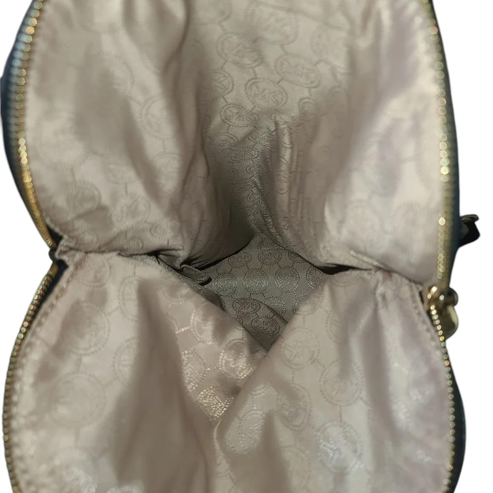 MICHAEL KORS Signature Fold Over Navy Blue Crossbody / Shoulder Bag w/ Gold - Picture 9 of 15